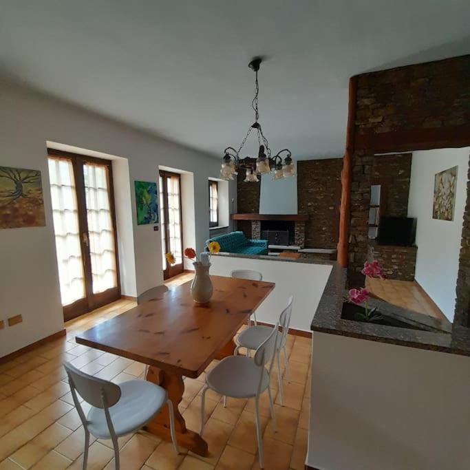 Holiday home La Vecchia Fontana, Curcio Casa Con 2 Da Letto Colico