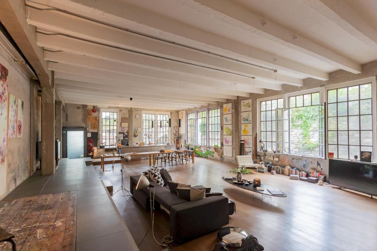 Apartment Design Loft With Private Parking By Rent *