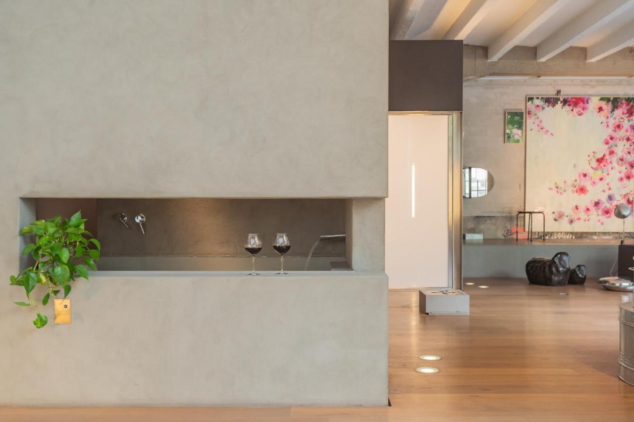 Apartment Design Loft With Private Parking By Rent *