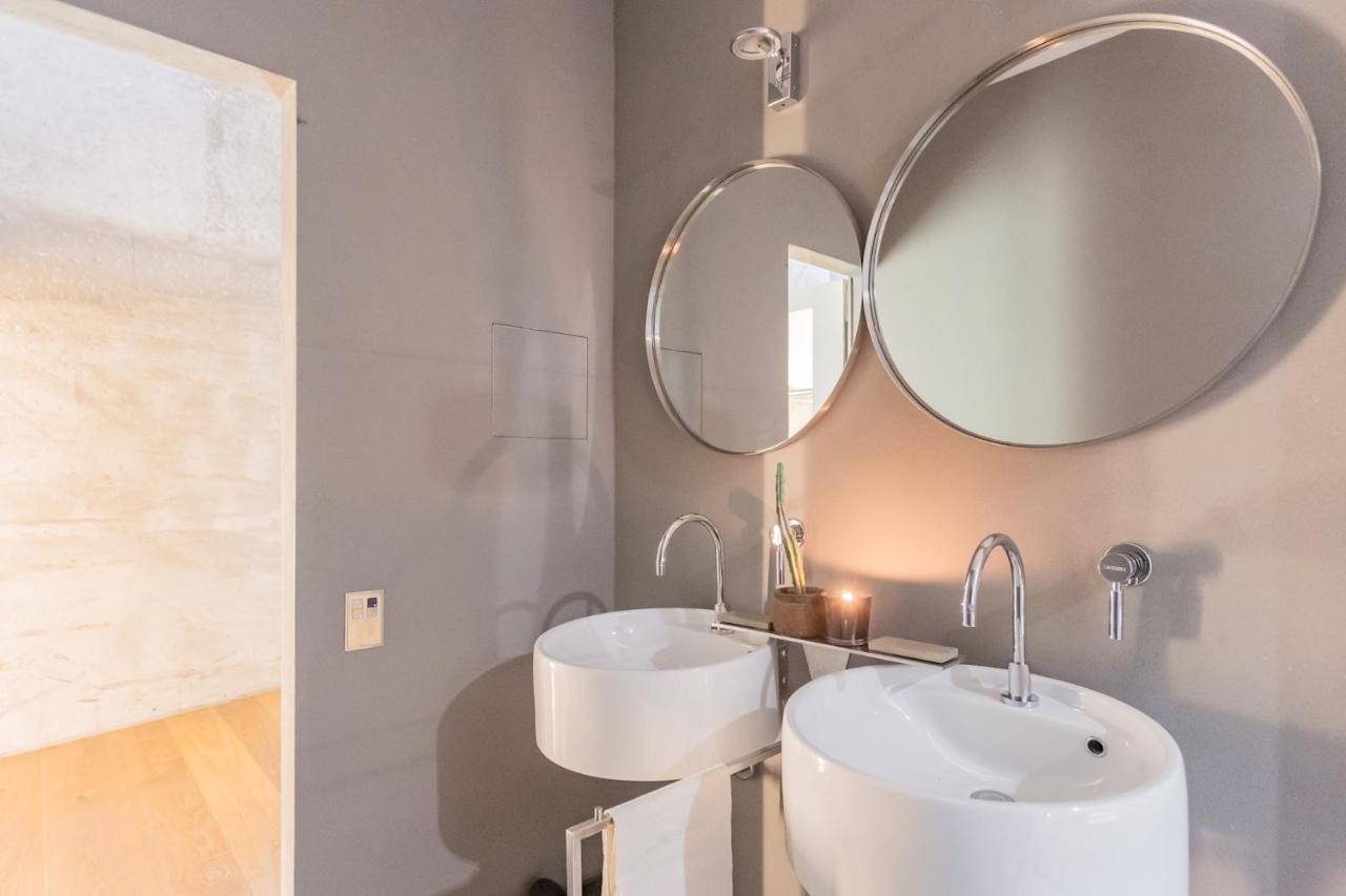 Design Loft With Private Parking By Rent Apartment Como