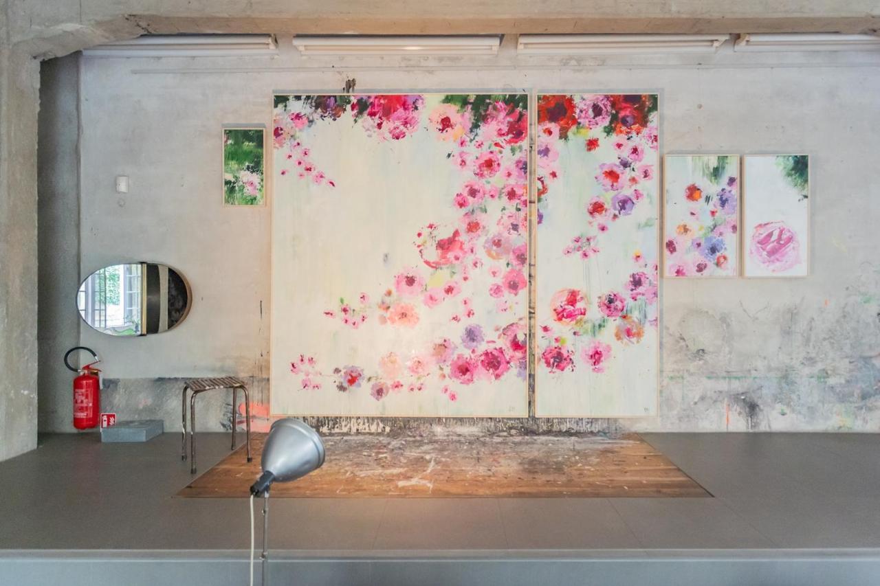 Design Loft With Private Parking By Rent Como