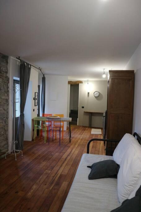 Apartment Piazzetta House Stunning View Welcome Cocktail At Il Baretto Moltrasio