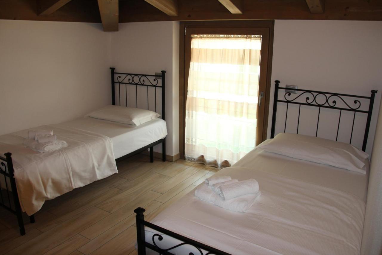 Apartment Tadi Laro Luxury Panorama Comer Colico Carriola