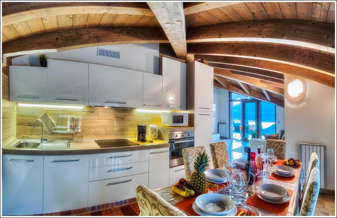 Tadi Laro Luxury Panorama Comer Colico Apartment Carriola
