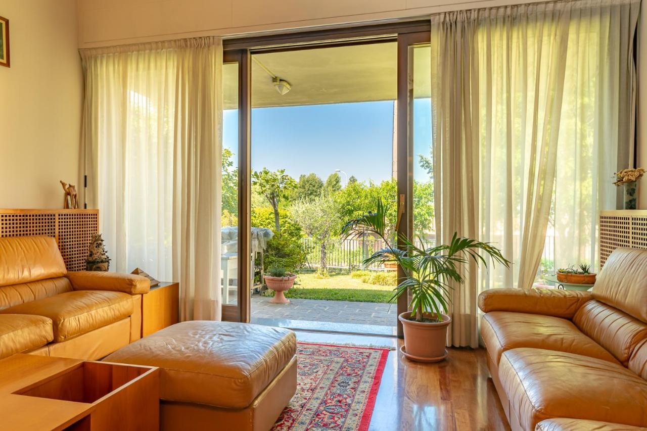 Ghira Bed & Breakfast *