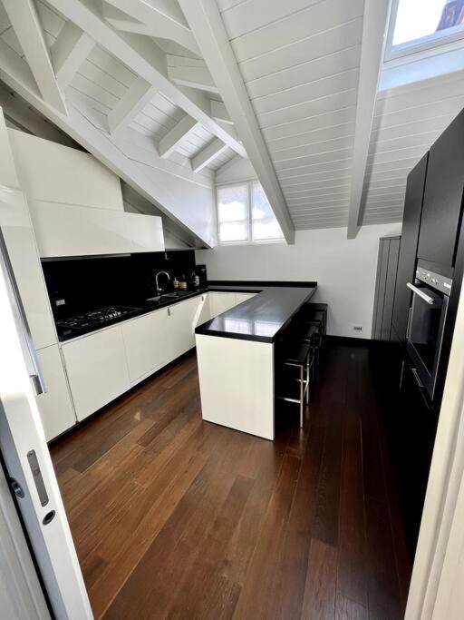 Casa Cambria Apartment Como