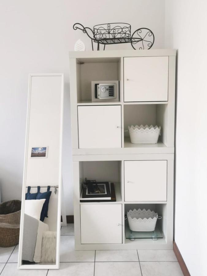 In Shared Apartment, Near Lecco *