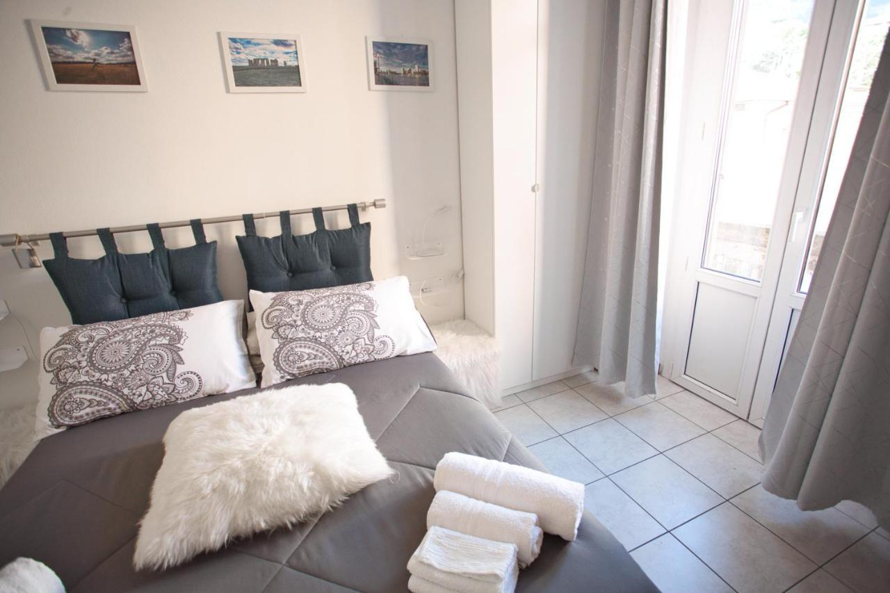 Homestay In Shared Apartment, Near Lecco Calolziocorte