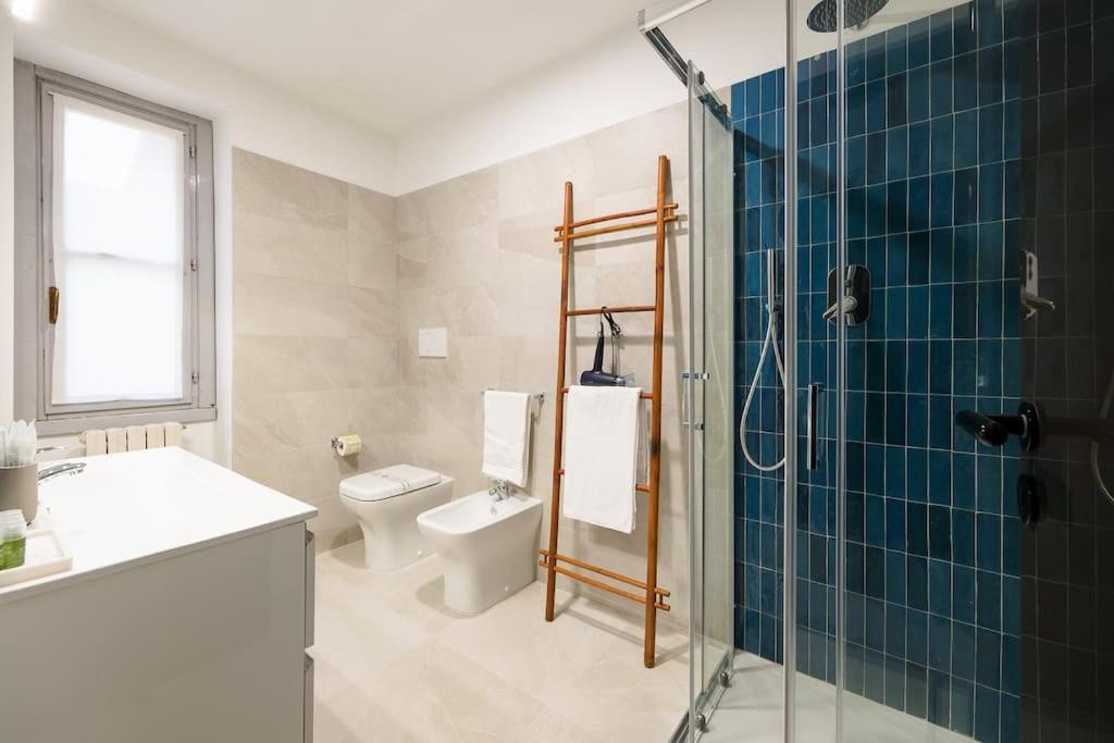 Apartment Luxury + Private Parking - Center Como