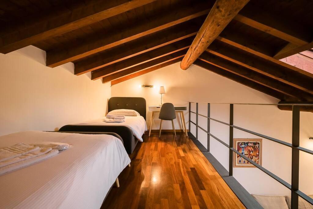 Luxury + Private Parking - Center Apartment *