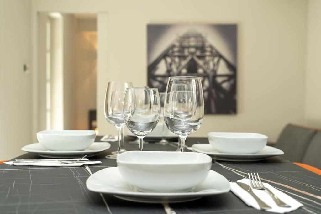 2 Min From The Cathedral With Private Parking *