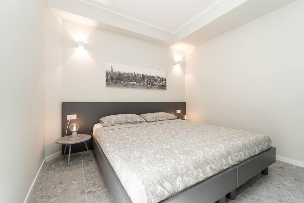 2 Min From The Cathedral With Private Parking * Como