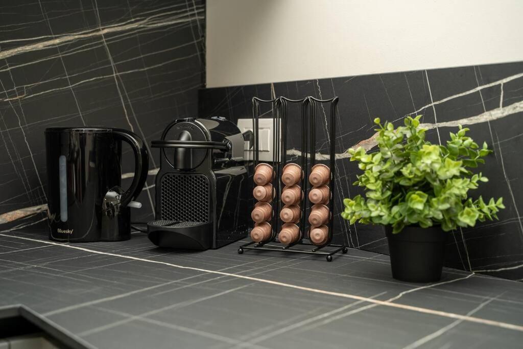 Apartment 2 Min From The Cathedral With Private Parking Como