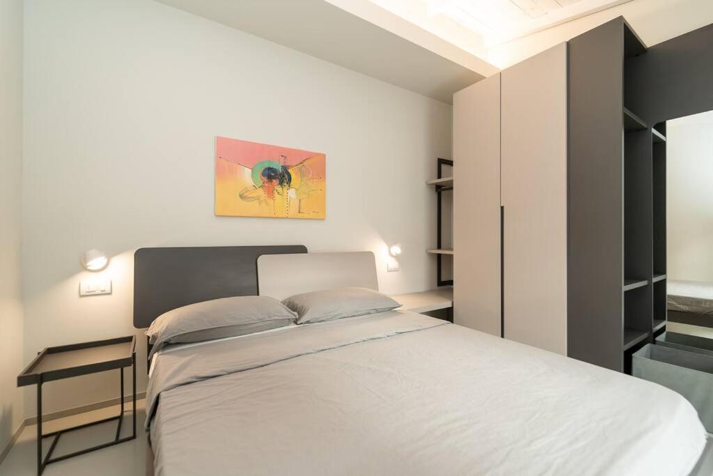Apartment Moderno A 2 Minuti Dal Duomo Di *