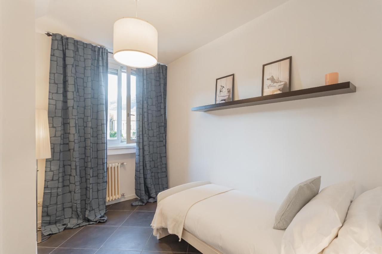 Chiara's By Rent Como