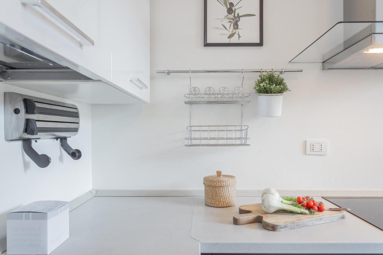 Apartment Chiara's By Rent Como