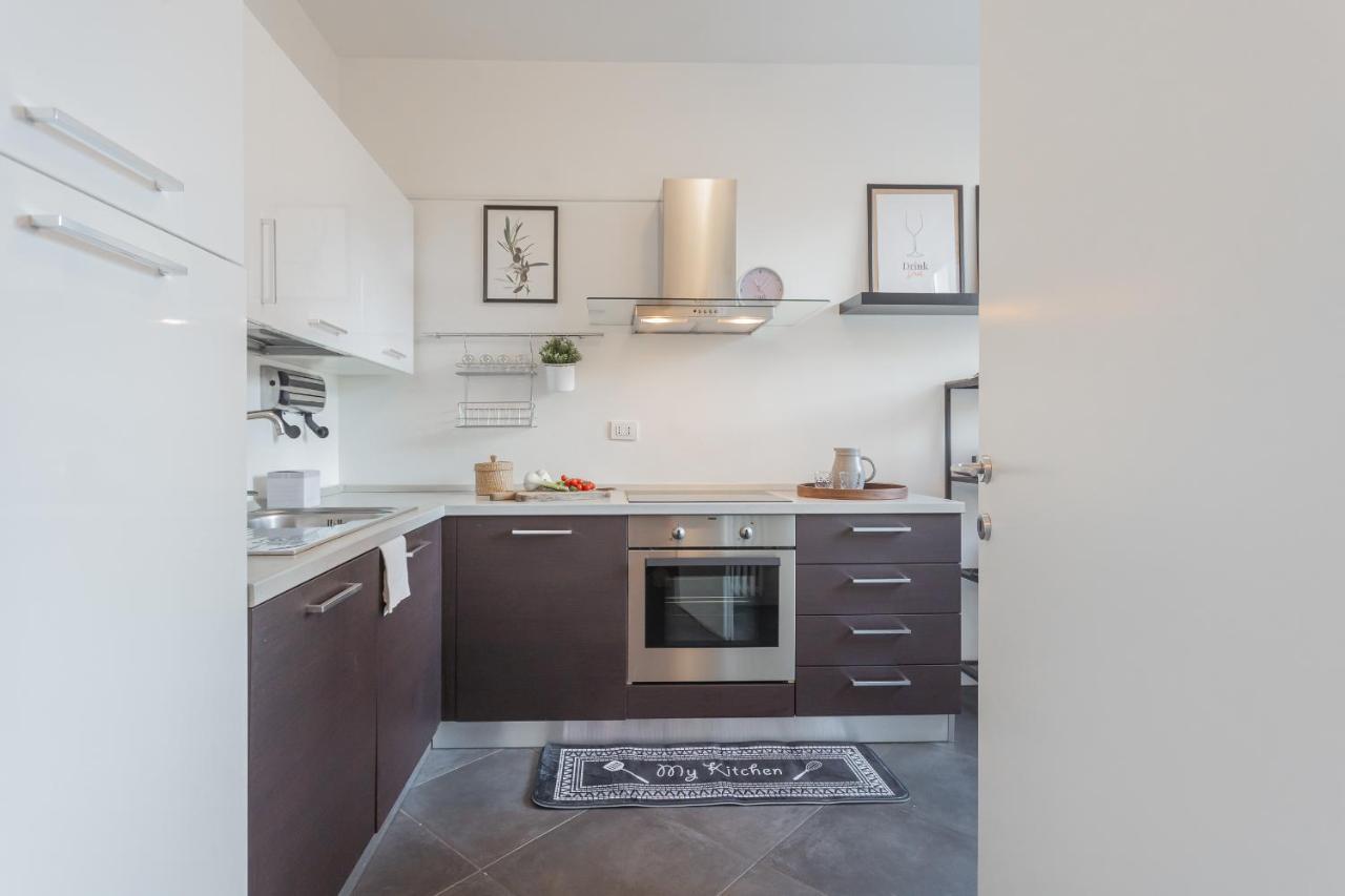 Chiara's By Rent Apartment *