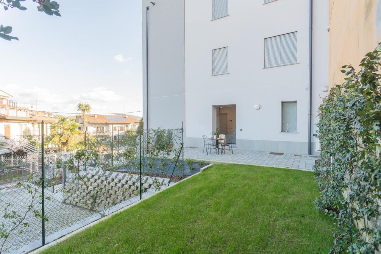 Isola Felice Grandate By Rent *
