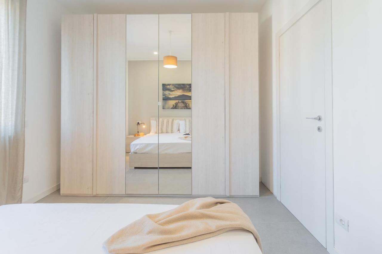 Apartment Isola Felice Grandate By Rent *
