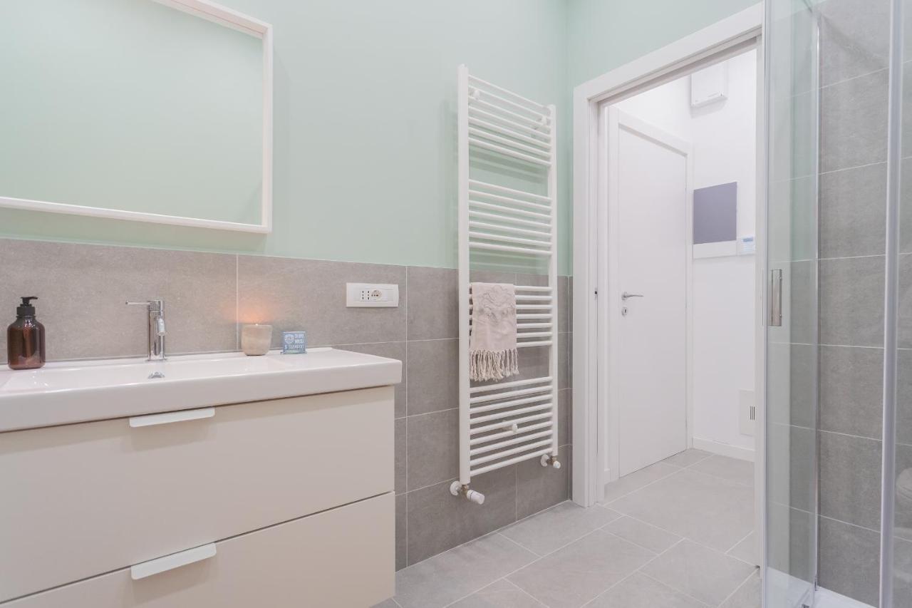 Isola Felice Grandate By Rent Apartment Como