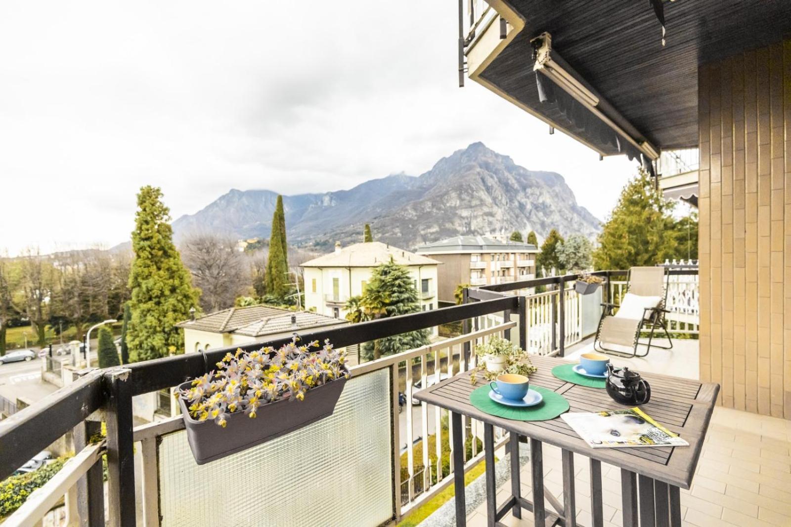 Big Deluxe Apts Italian Style Lake&terrace *