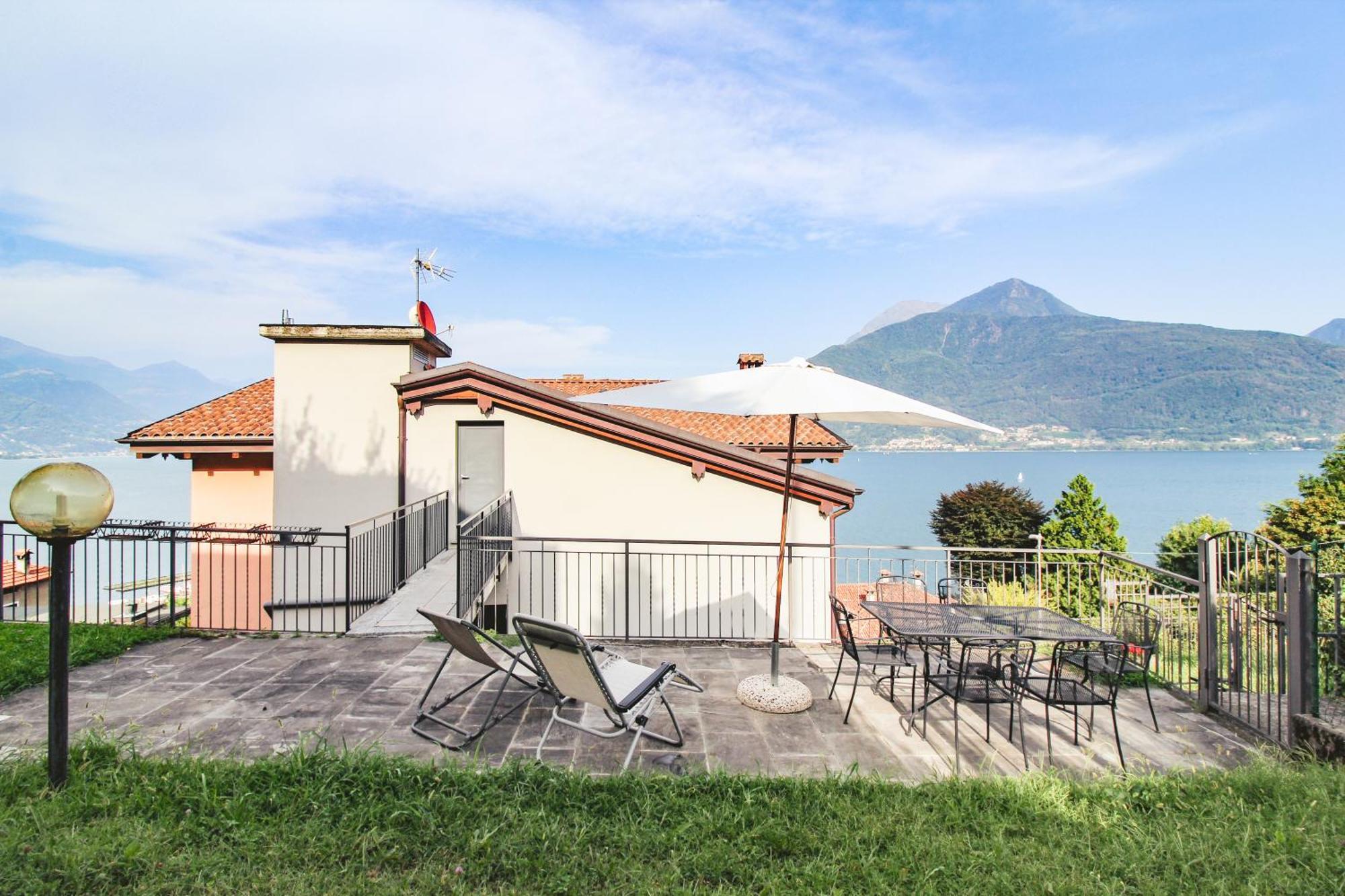 Al Porto Pianello Del Lario