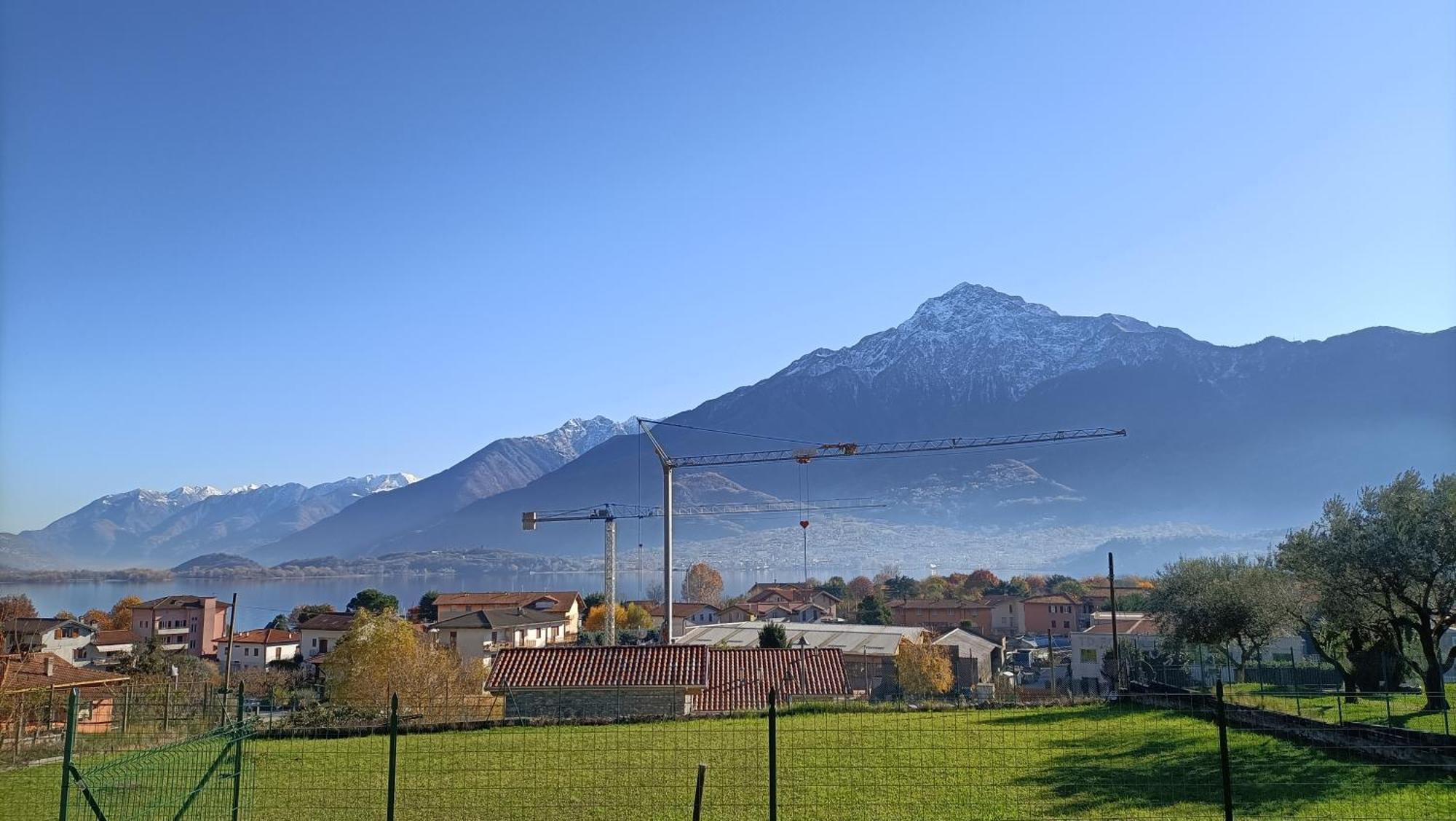 Apartment With Garden, View And Parking - Larihome A15 Domaso