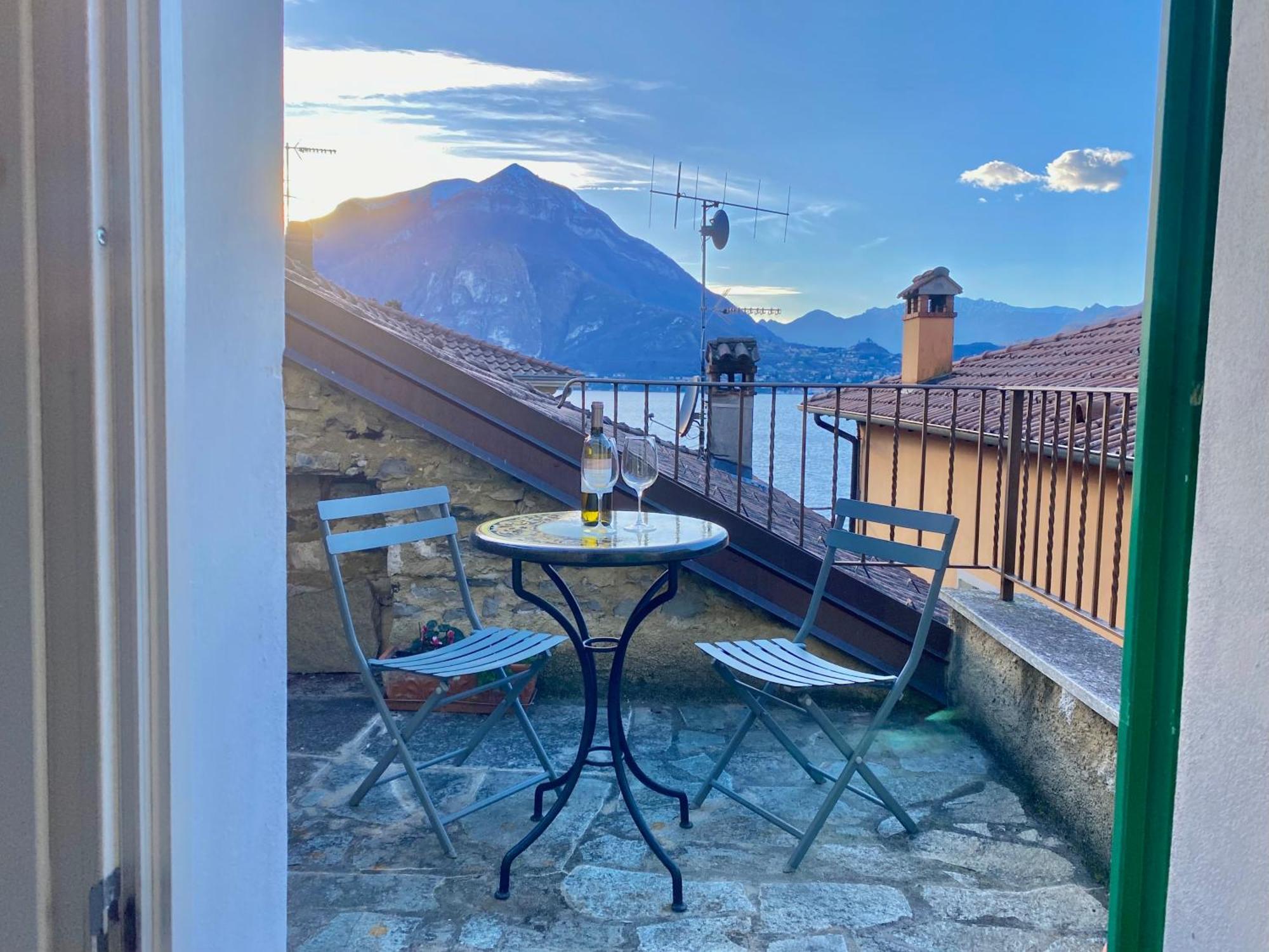 Guest house Chiave Di Volta Lovely With Terrace Varenna
