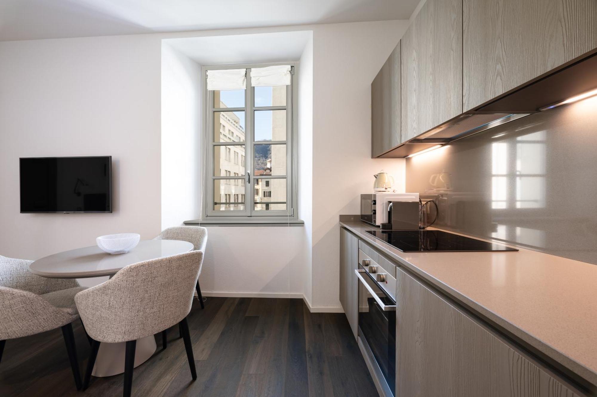 Palazzo La Cortesella - Modern Design & Location Apartment *