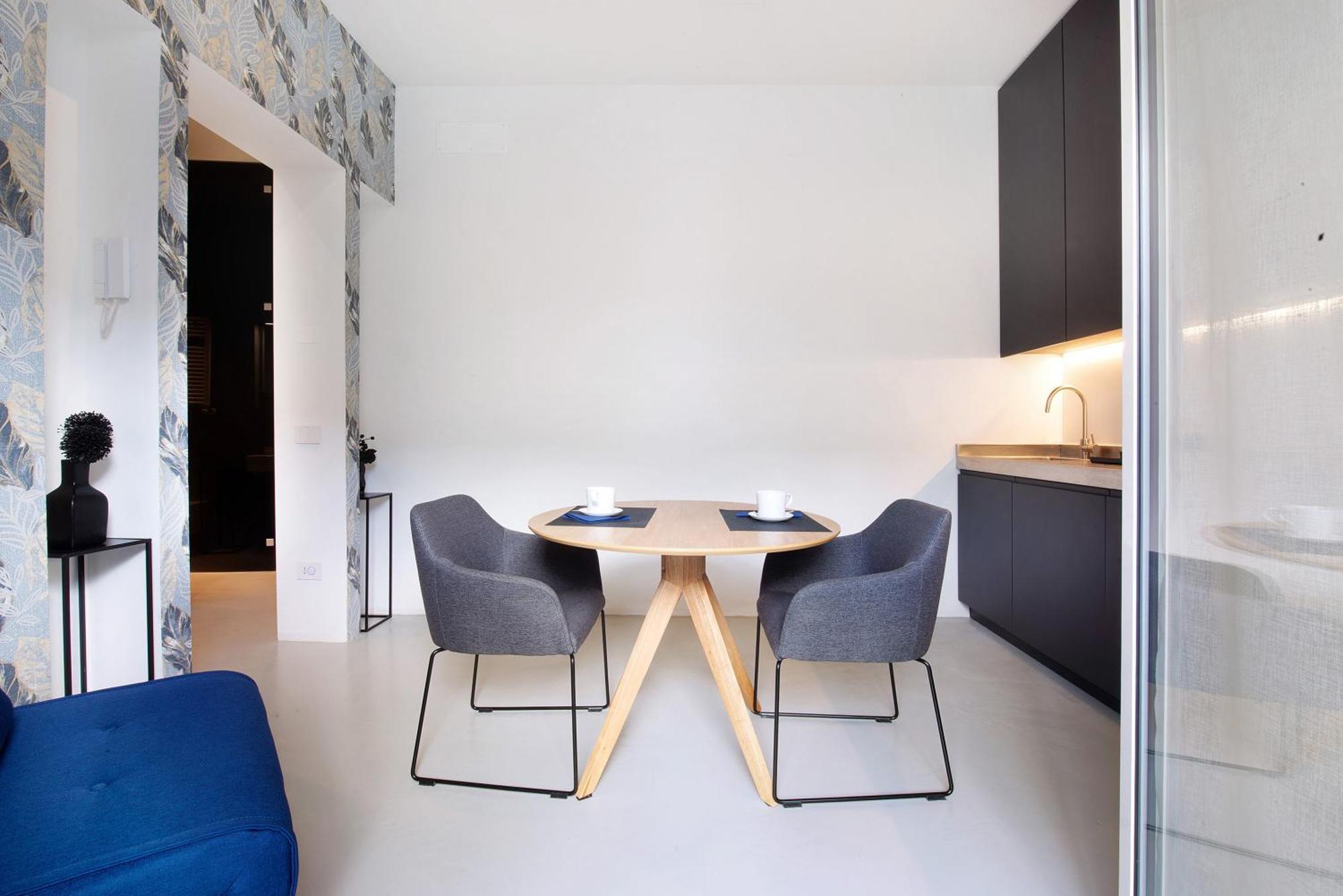 Dimora Lierna Apartment