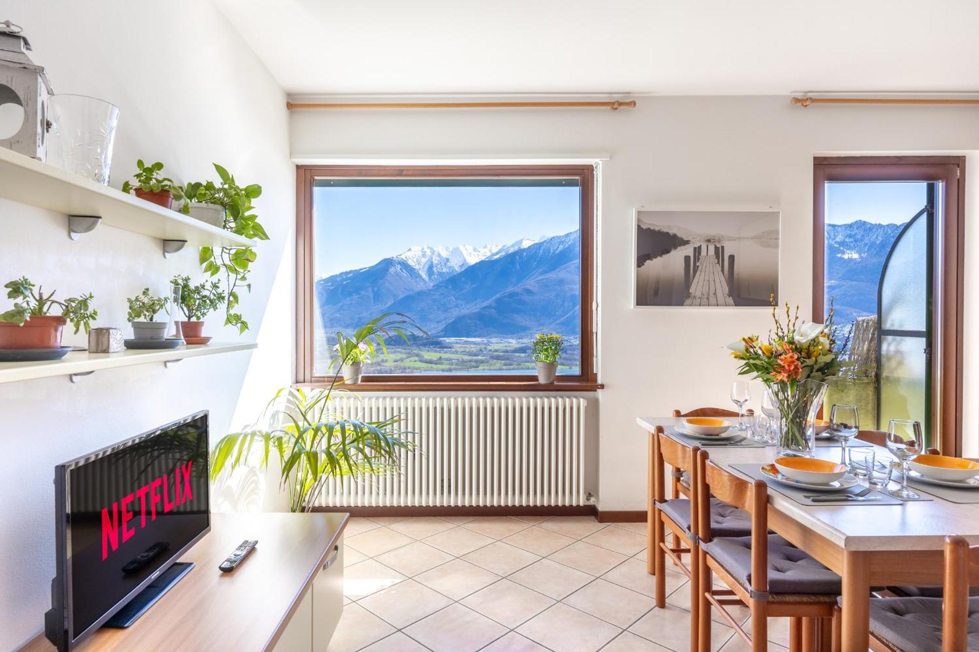 Villa Lago Di Como - Luxury Panoramic Garden - Free Wifi *