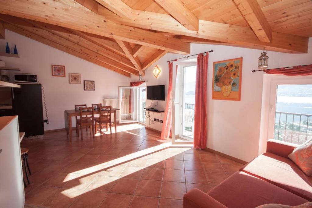 La Mansarda Sul Lago Di Como Apartment Vercana