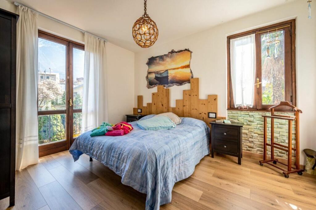 Casa vacanze Foreground - Pet Friendly Stay- Garden-parking-lake View- Bike Friendly House Colico