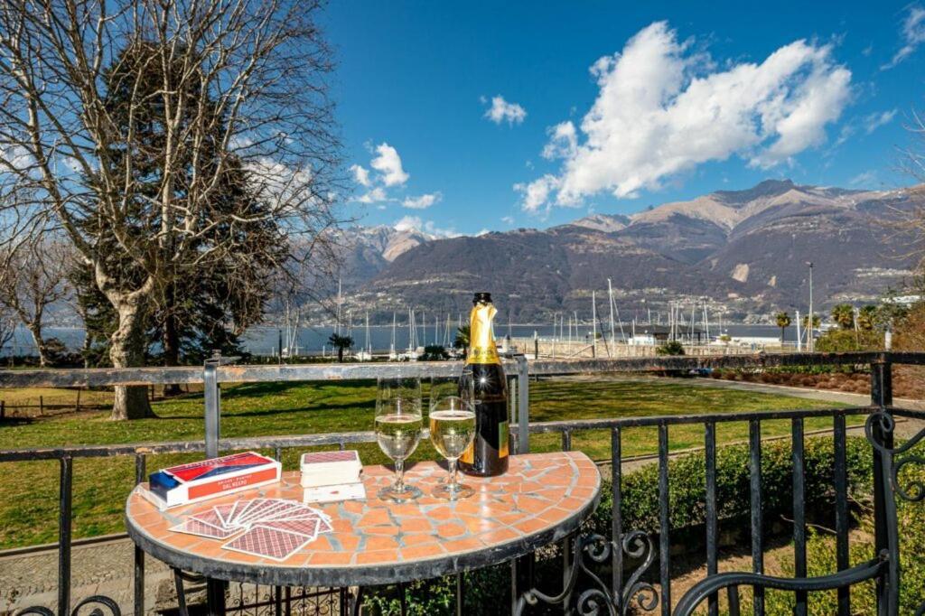 Foreground - Pet Friendly Stay- Garden-parking-lake View- Bike Friendly House * Colico