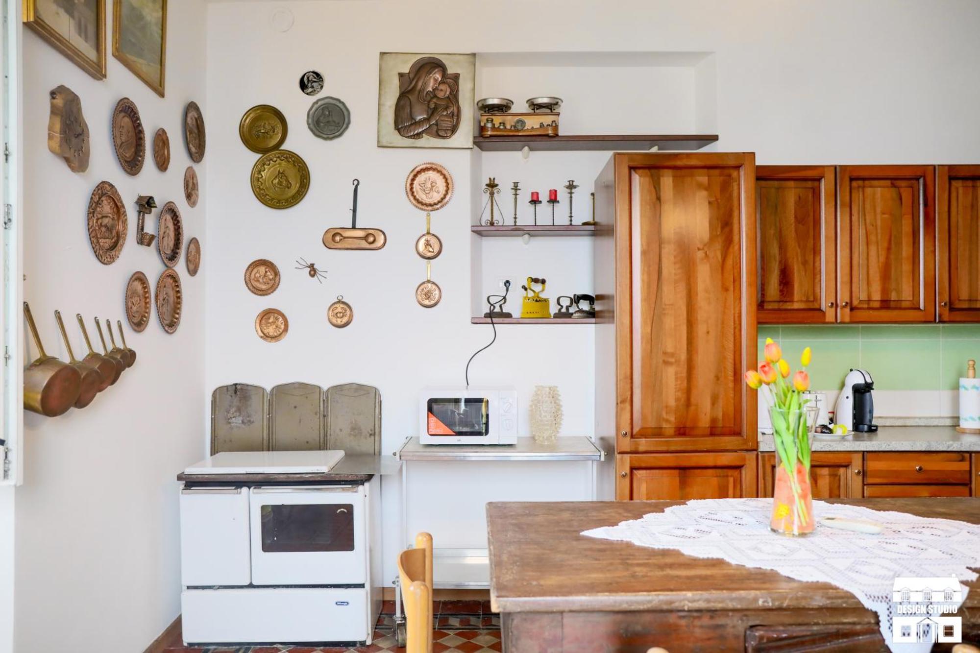 Lena Guest house