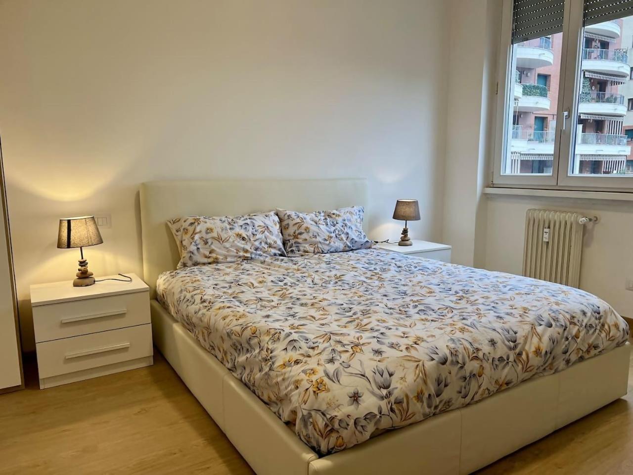 Blue's Place - Vicino Stazione Chiasso * Como