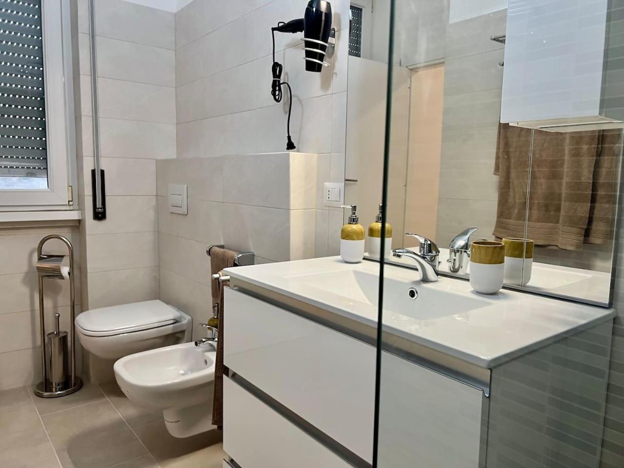 Blue's Place - Vicino Stazione Chiasso Como
