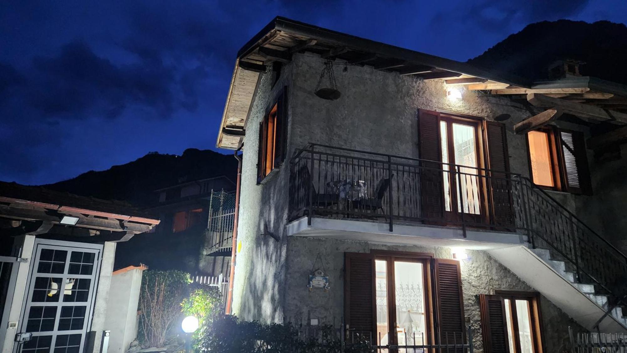 Holiday home Laura'S Cottage With A View Of The Lake And Mountains Lierna