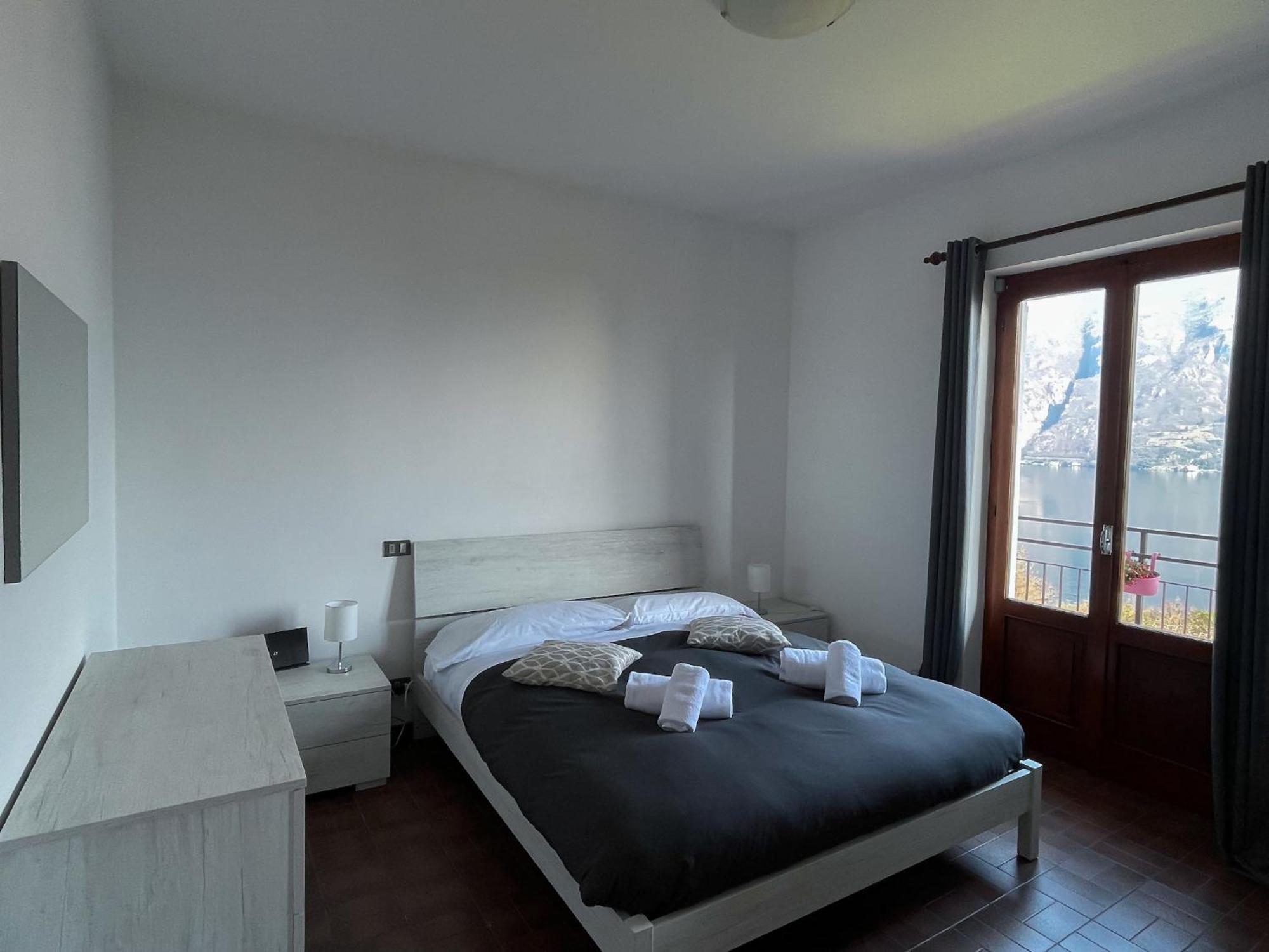 Tivano Balcone Con Vista Apartment