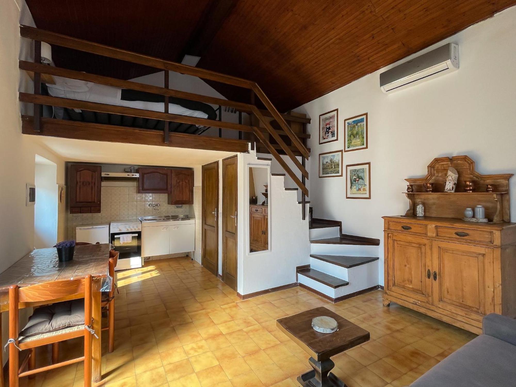 Apartment Breva Loft Tra Gli Ulivi Ed Il *