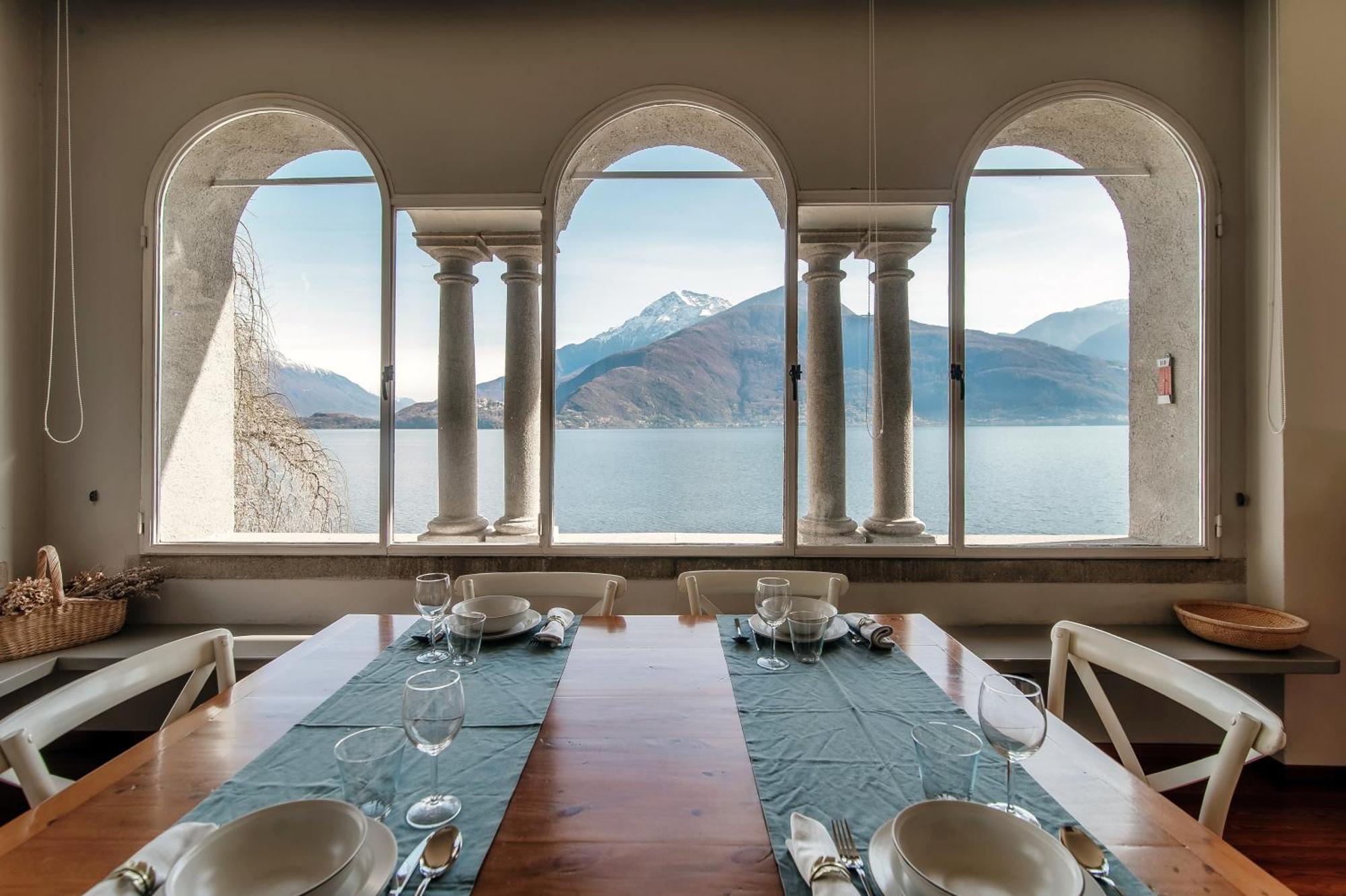 Villa Vica - By Myhomeincomo *