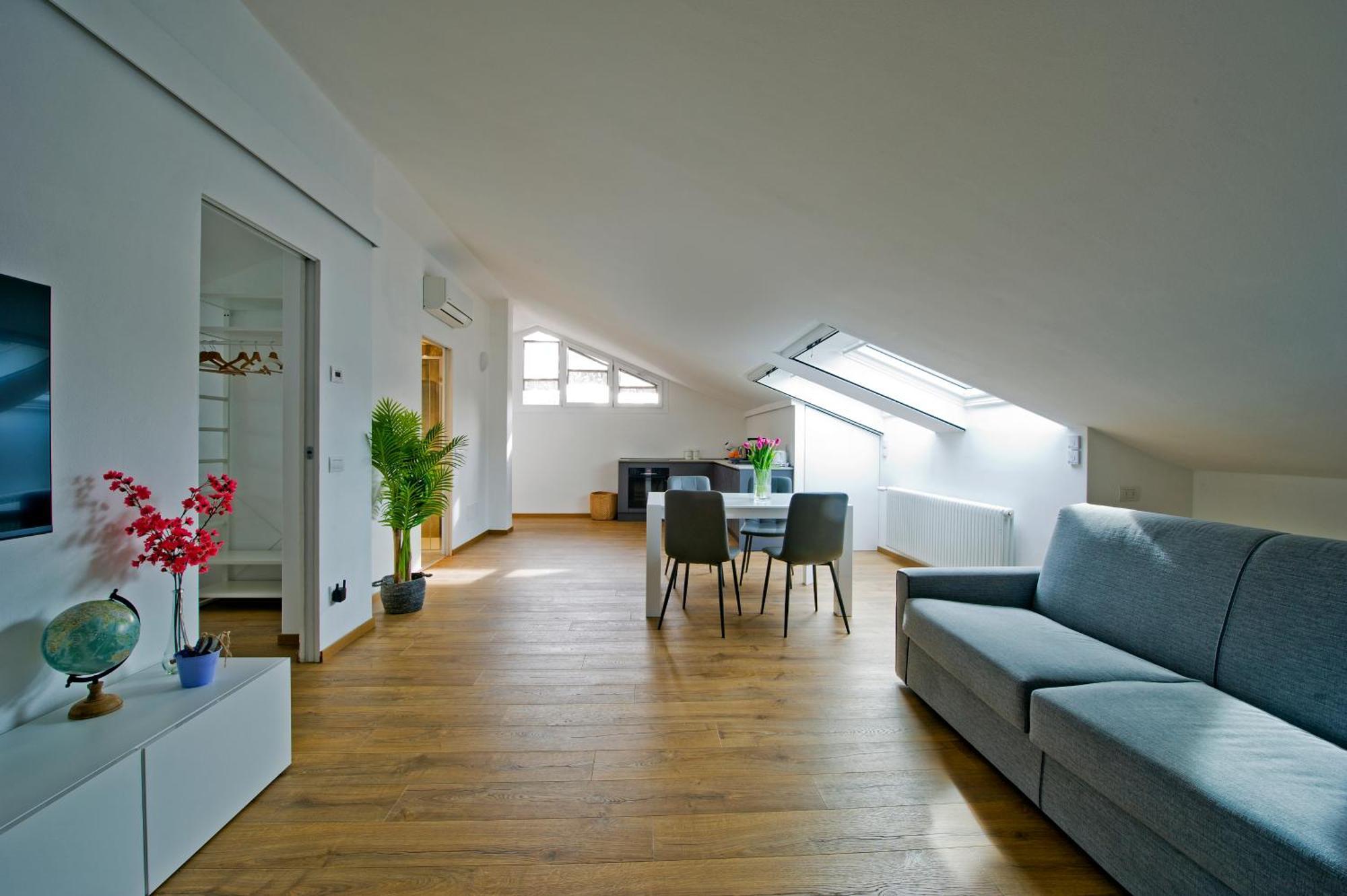 Sky View Apartment *
