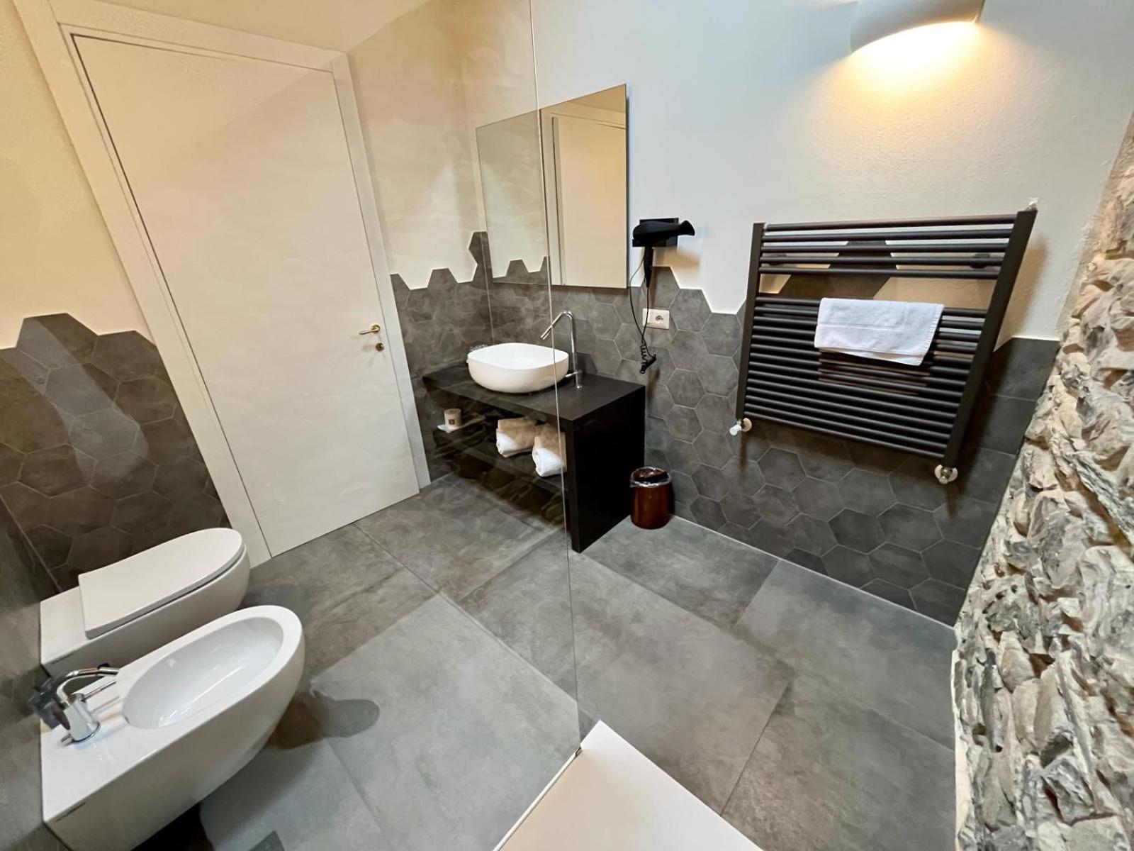 Bed & Breakfast La Corte Del Governo 565 Lezzeno