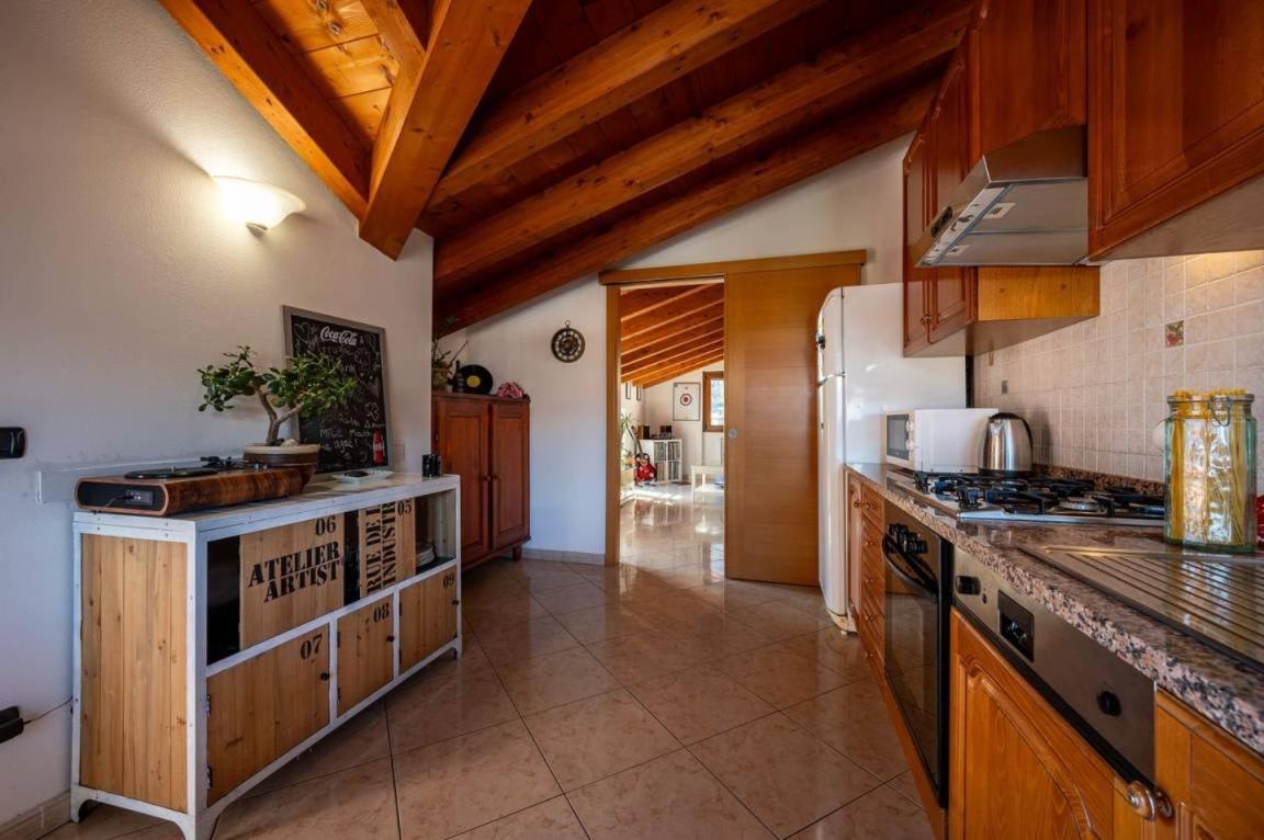 Art Music House Apartment Dongo