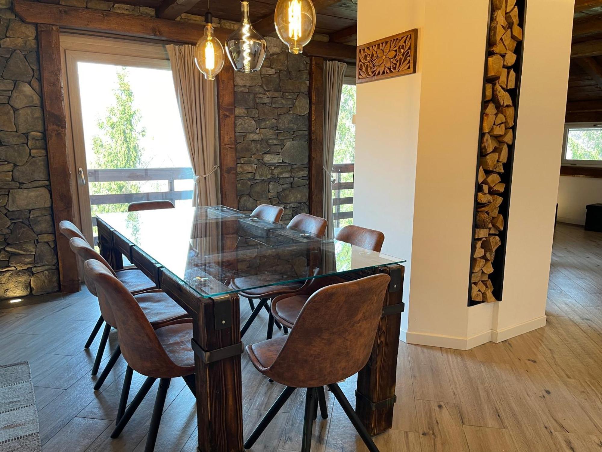 Tivania Dream - Hi-end Modern Attic Apartment *