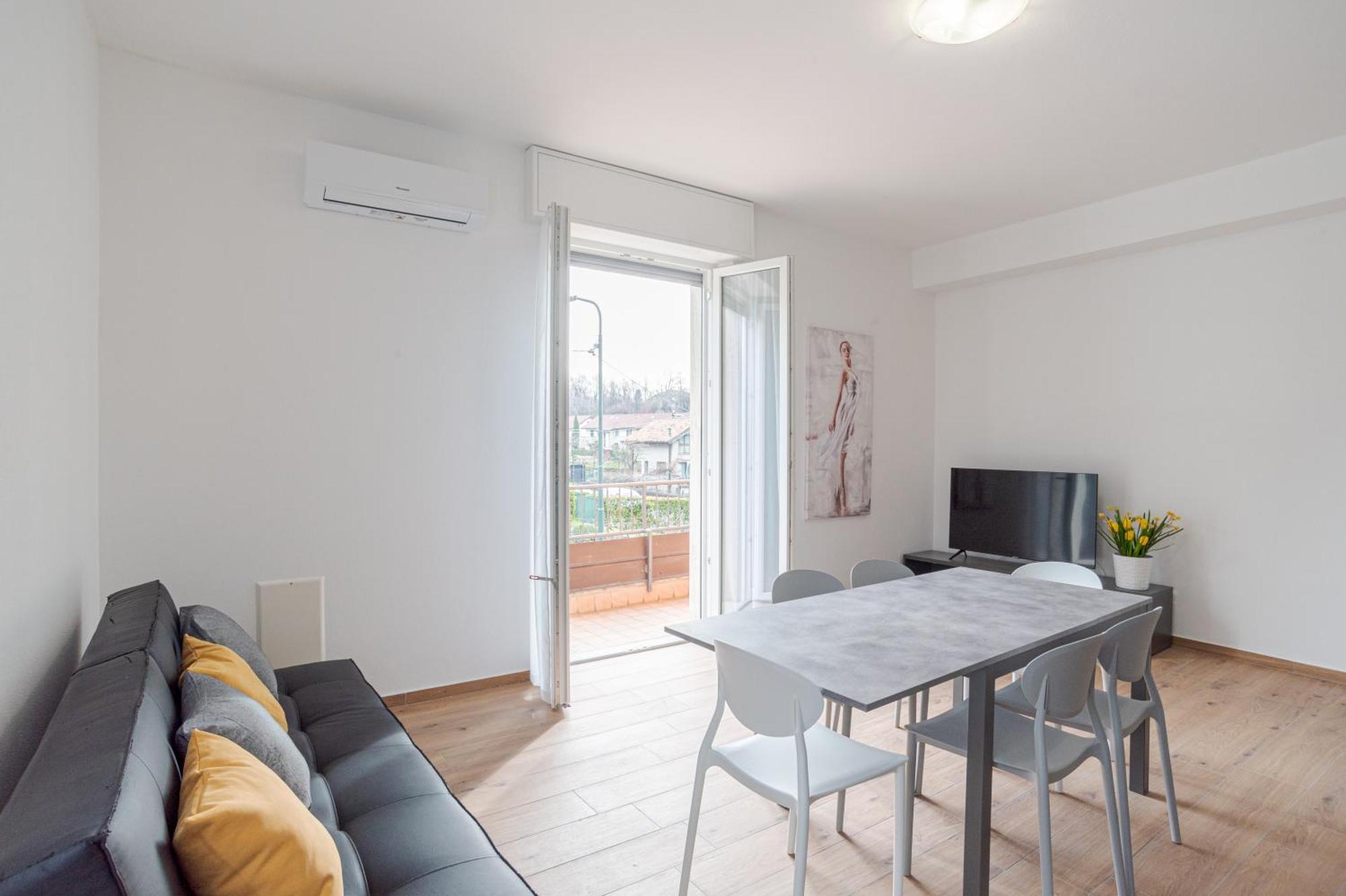 Apartment Roomy And Bright With Terrace! *