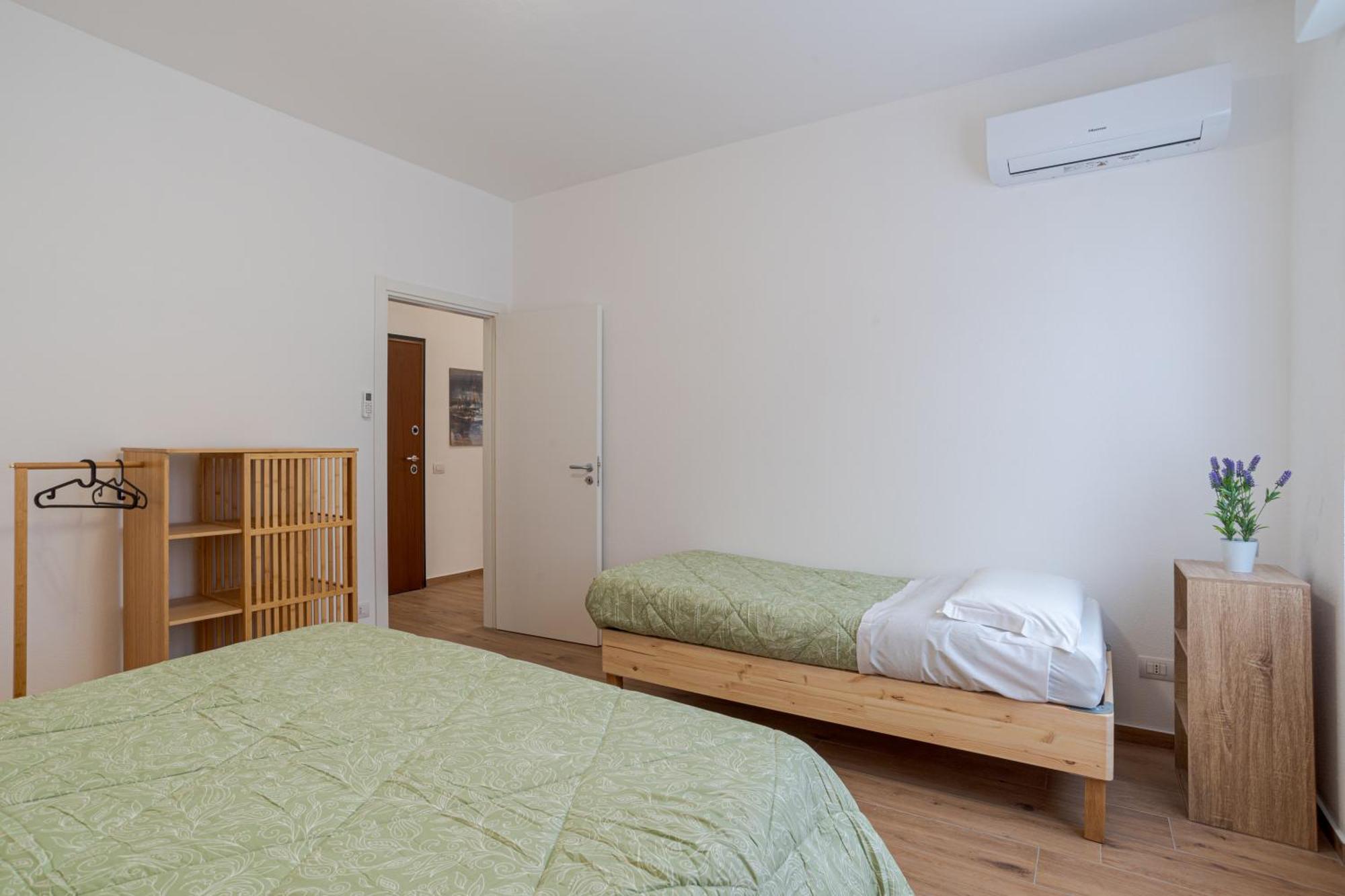Apartment Roomy And Bright With Terrace! *