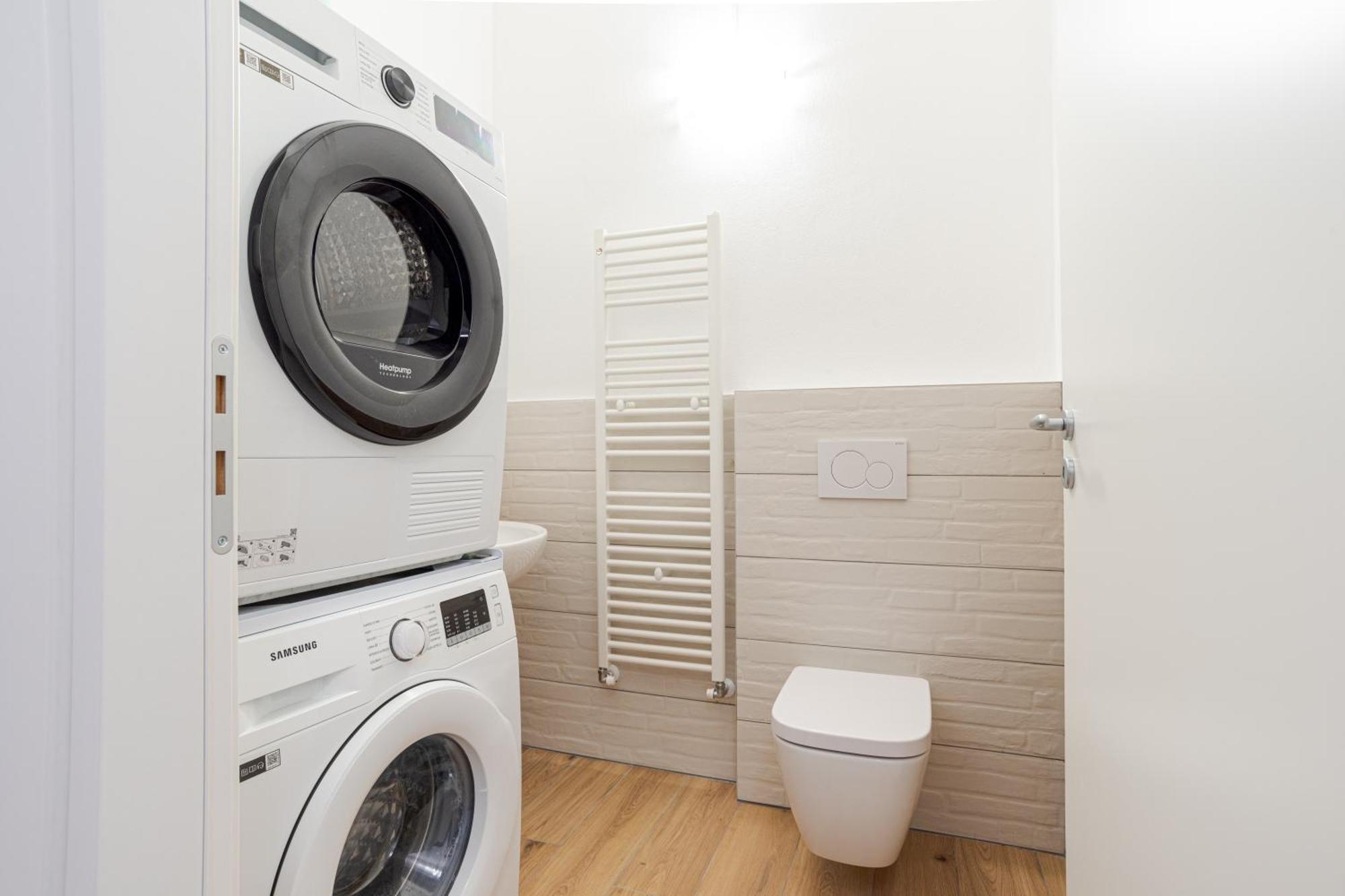 Roomy And Bright With Terrace! Apartment *
