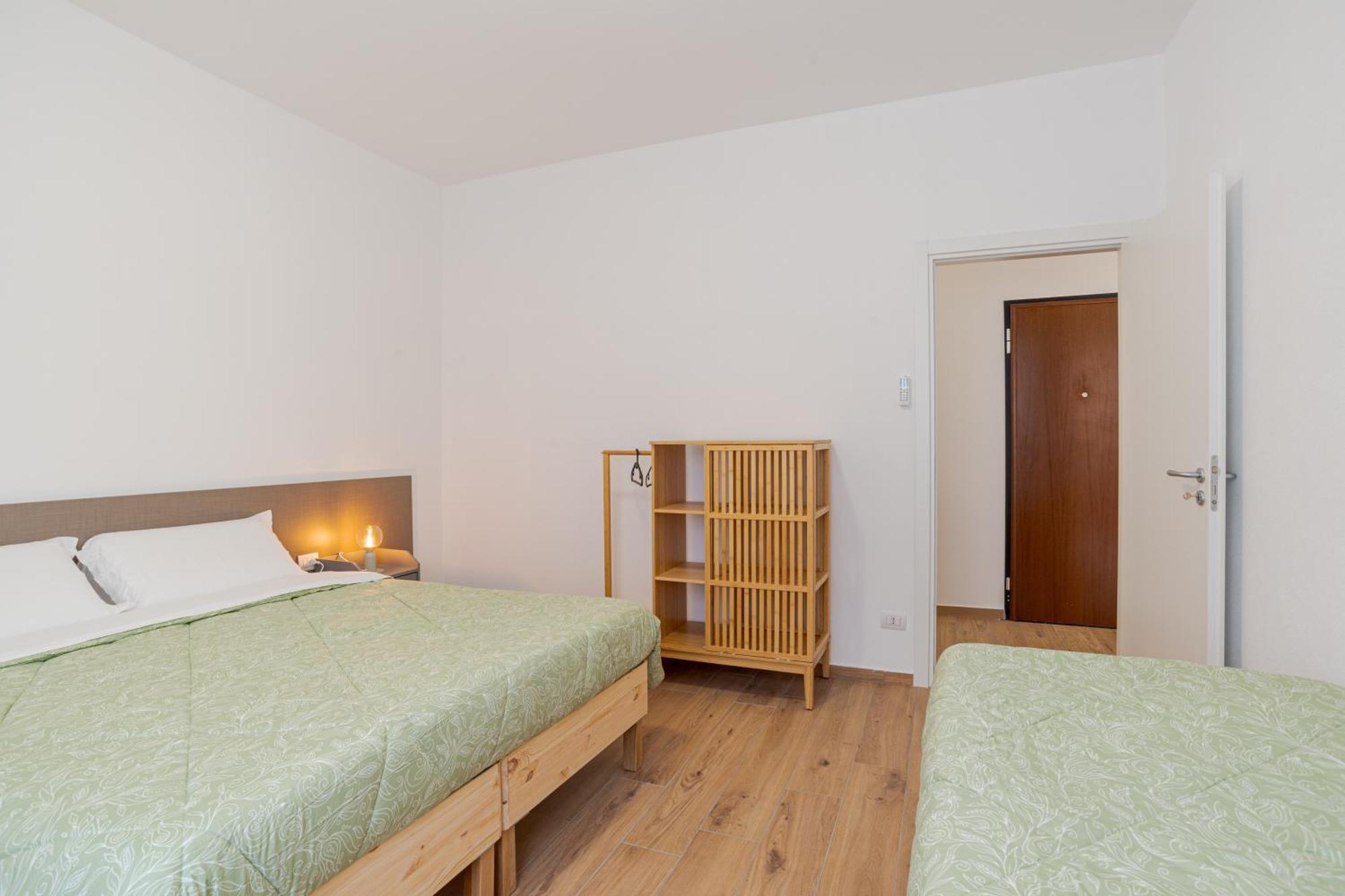 Roomy And Bright With Terrace! * Cesana Brianza