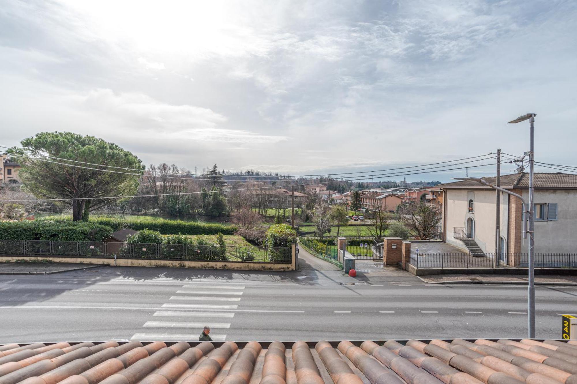 Roomy And Bright With Terrace! * Cesana Brianza